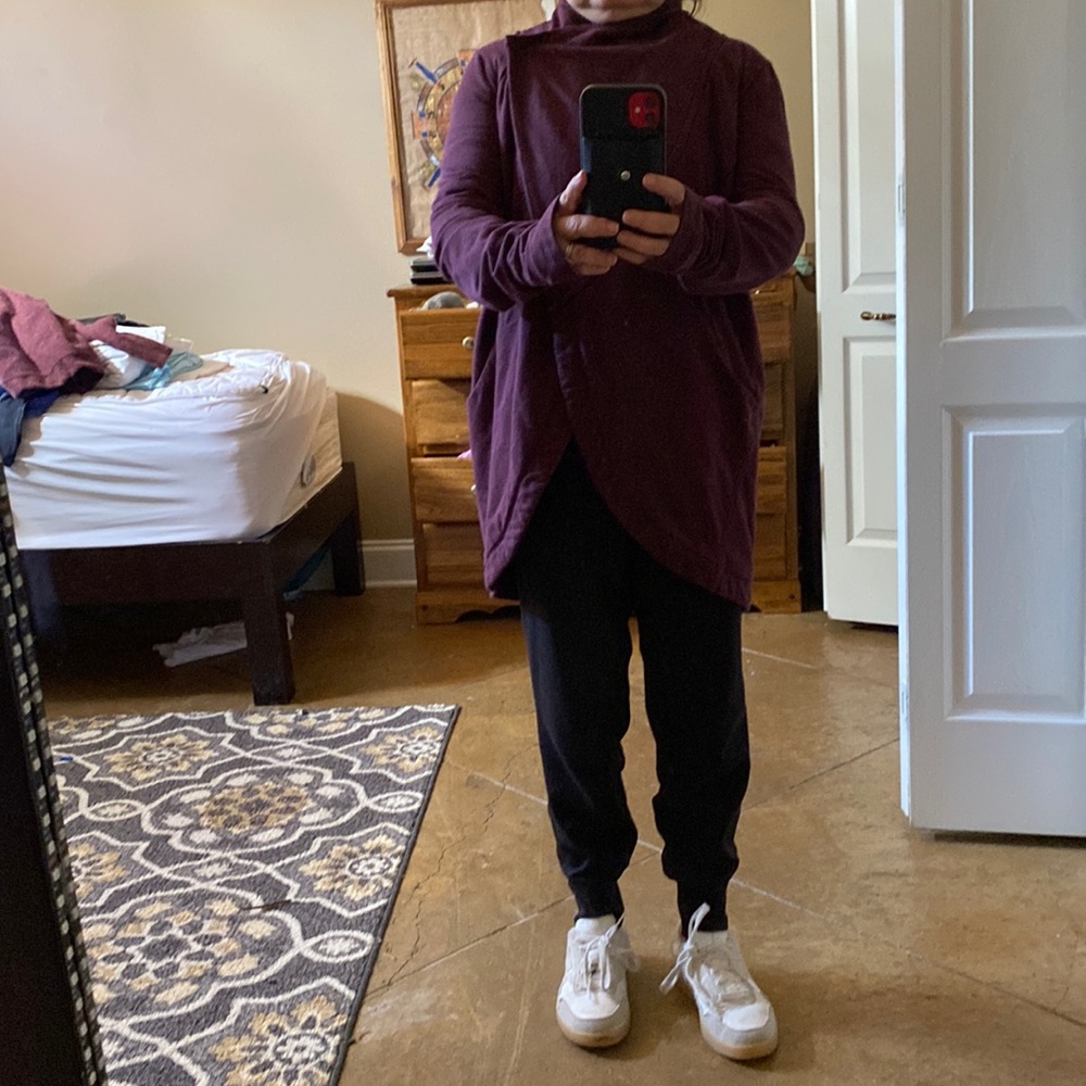LuLulemon burgundy wrap